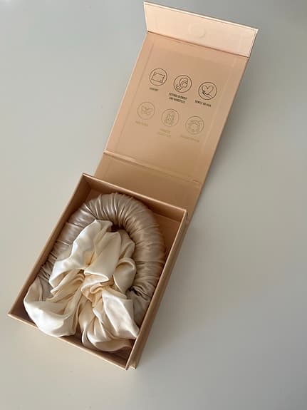 Lenoites hårband för heatless curls i satin