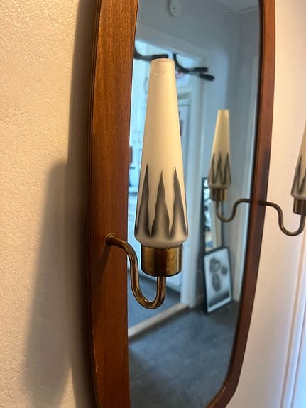 Teakspegel med armatur – 50/60-tal – komplett glas