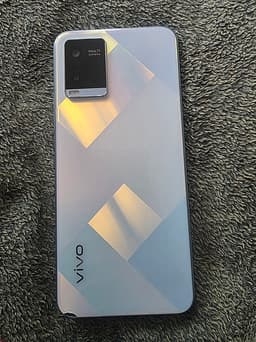 Vivo Y21 lysblå