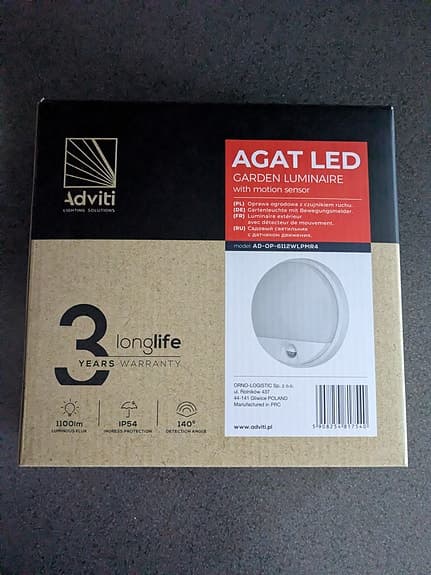 Utomhusbelysning med rörelsesensor vit