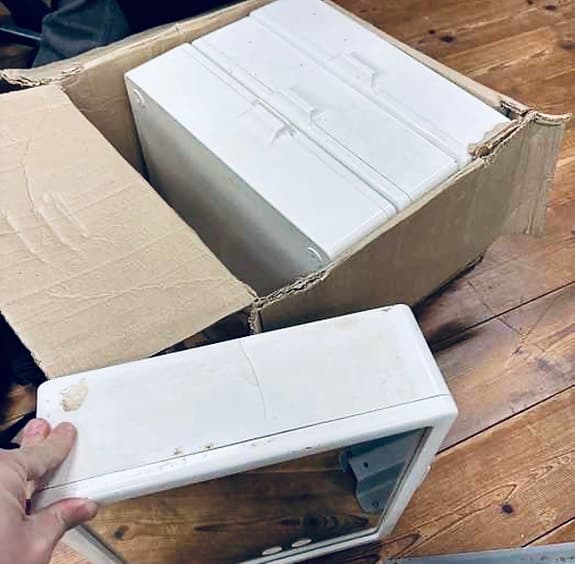 Industri badrumsspegel i plåt