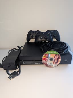 Xbox one med 3 kontroller