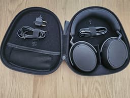 Sennheiser Momentum 4