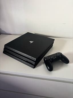 Sony Playstation 4 Pro 1 TB