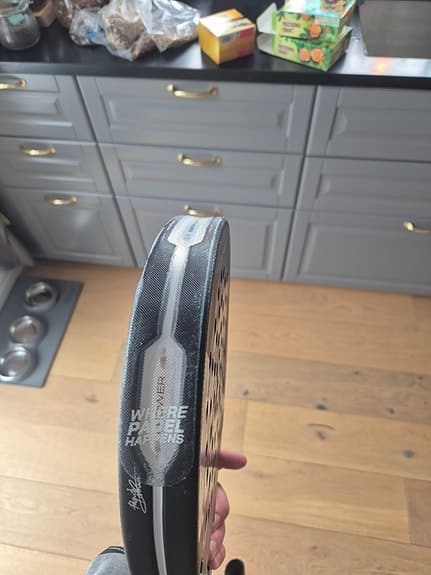 Bullpadel Hack 04 Hybrid 2026