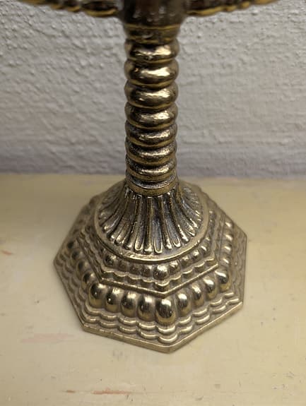 Menora Sjuarmad ljusstake i malm - Klassisk modell | 31 cm hög