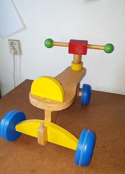 Trehjuling för litet barn