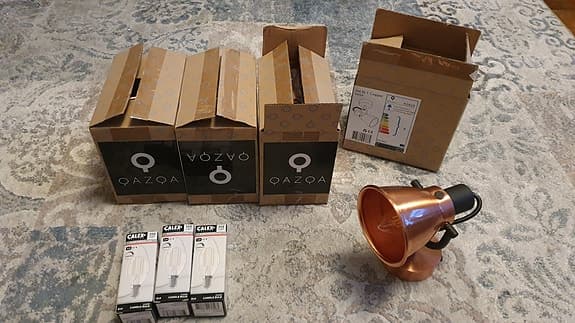 4 st taklampor, spot, koppar, med ljuskällor.