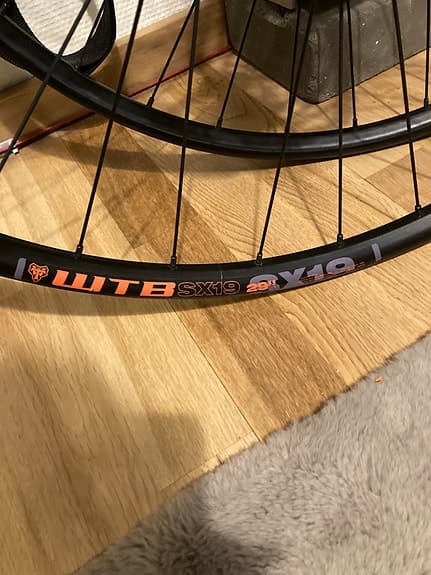 Hulpar WTB SX19  29 tum 622^19 9v