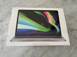 MacBook Pro 13” M2 (2022) – 24 GB RAM – 1 TB SSD – Oöppnad