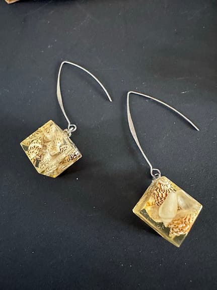 Handgjorda örhängen