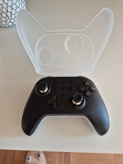 GuliKit handkontroller med laddstation