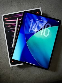 iPad Pro 12,9” M2 8GB/256GB. Wi‑Fi + Apple Pencil 2 – Nyskick!