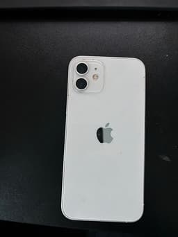 Apple iPhone 12