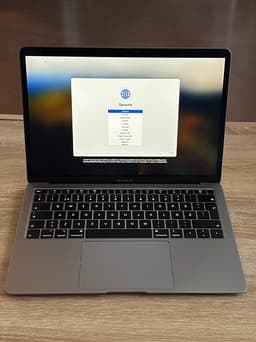 Apple MacBook Air 13” (2019) - Space Grey - fint skick