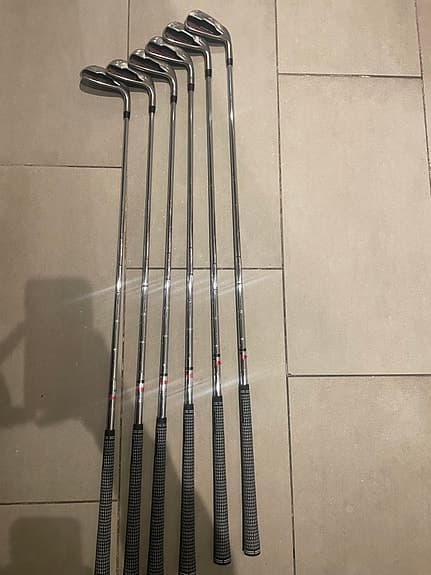 Cobra XL järnklubbor (p-5) stål skaft