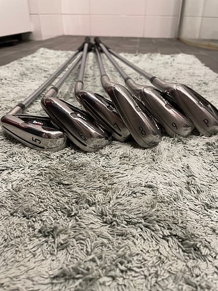 Taylormade M4 Stiff Järnset 21 höger