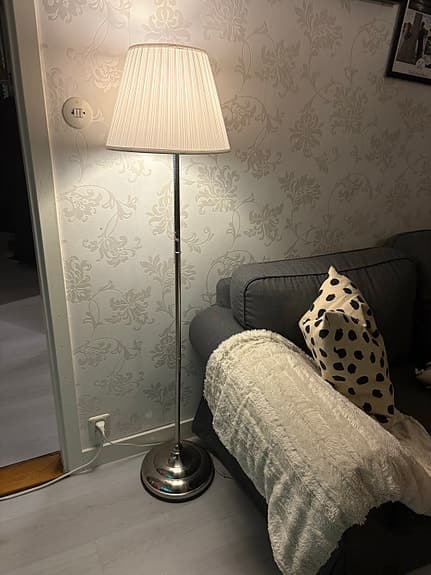 IKEA golvlampa årstid