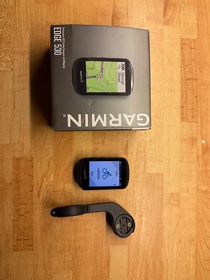 Garmin Edge 530 cykeldator med fästen