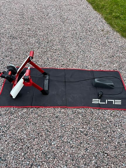 Elite cykeltrainer