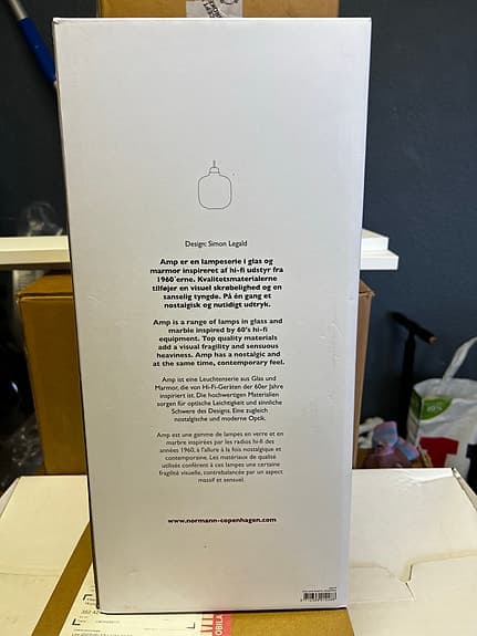 Normann Copenhagen Amp pendellampa vit