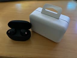 Helt nya Sony WF-1000XM5 in-ear hörlurar