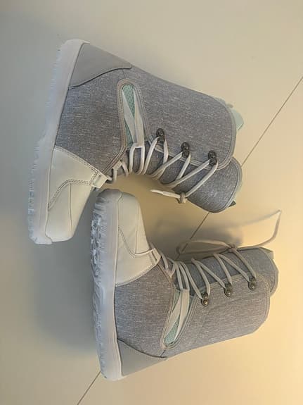 Snowboardboots  strl 40