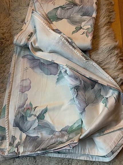 Engelsk design tyg Vintage Blomstermotiv