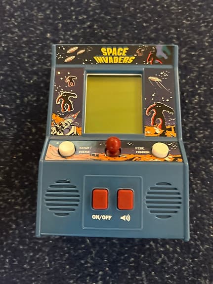 Space invaders mini