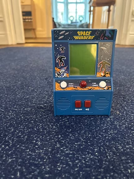 Space invaders mini