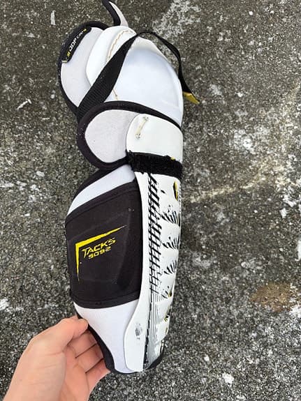 CCM Tacks benskydd
