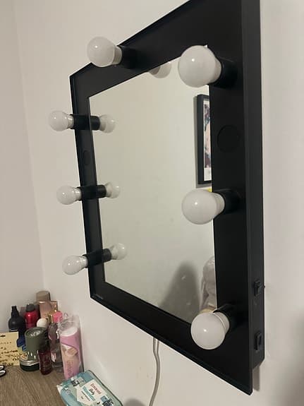 IKEA sminkspegel med belysning svart