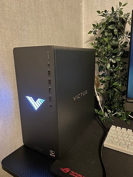 HP Victus 15L Gamingdator – Ryzen 5 / RX 6400 / 8 GB RAM