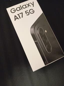 Samsung Galaxy A17 5G mobiltelefon 128 GB svart, obruten förpackning och ej låst