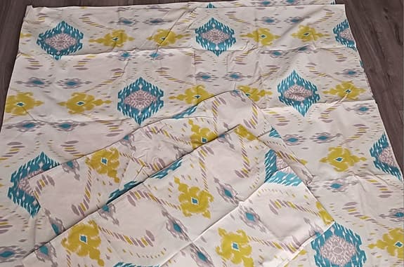 Helt ny dubbelsäng lakan inkl 2st örngott.