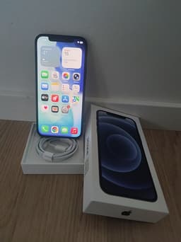 iPhone 12 , 64 GB