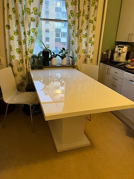 Vit Matbord 180 cm