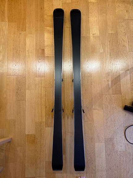 Atomic Cloud C9 alpinskidor 164 cm svart
