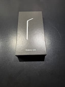 Samsung Galaxy S25 – 128 GB – Navy Blue – Helt ny & oöppnad