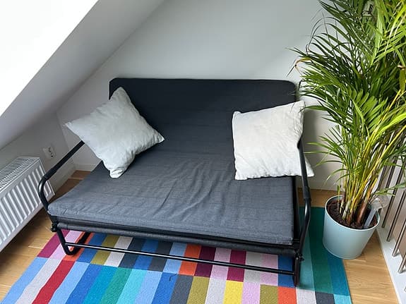 Practical and space-saving sofa-bed (Bed width and length: 120 cm x 190 cm)