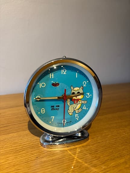 Vintage 60-tal analog Hero väckarklocka
