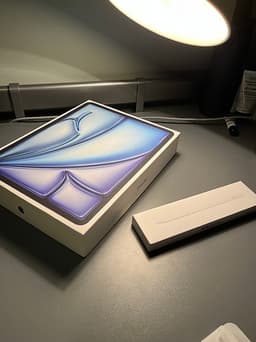 iPad Air 13 (2024) med Apple care och Apple penna PRO