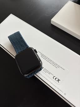 Apple Watch SE 44mm 1st Gen Space Grey Alu Black GPS – Great Condition!