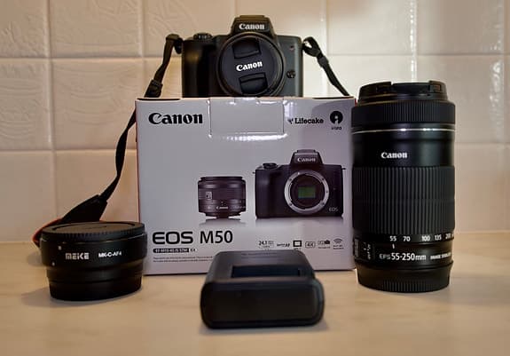 Canon EOS M50/2 objektiv/adapter/originalväska