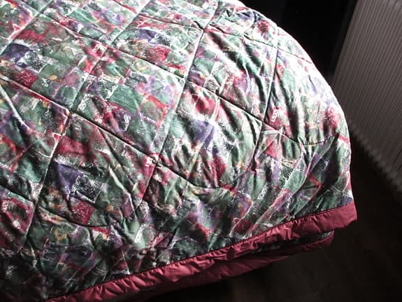 Sängöverkast ( Dux ) till dubbelsäng, 280 cm. x 280 cm.