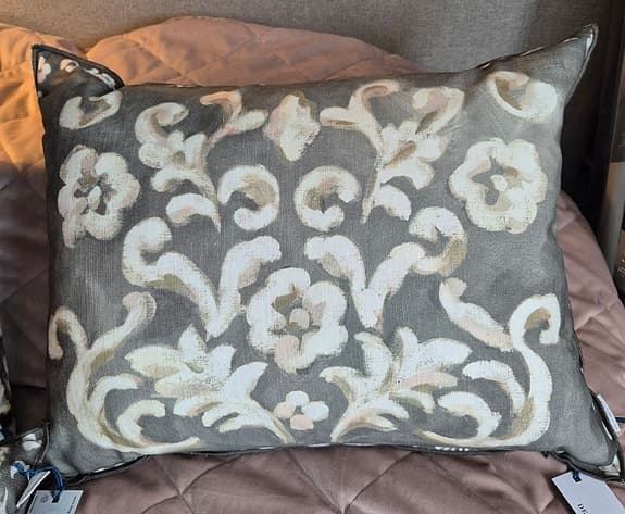 Helt nya prydnadskuddar från Designers Guild, Maison Casamance, Sanderson,