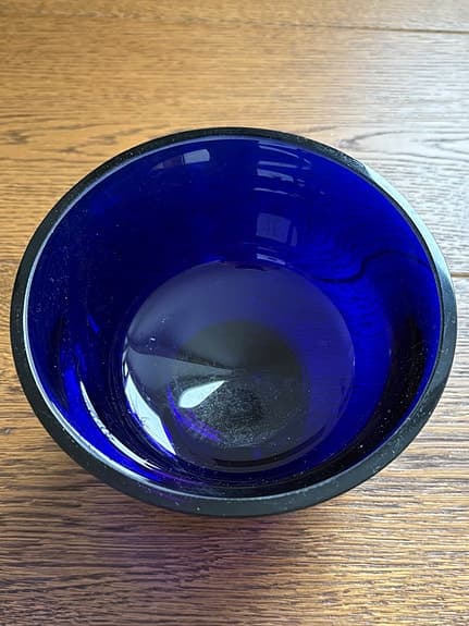 Blå glasskål