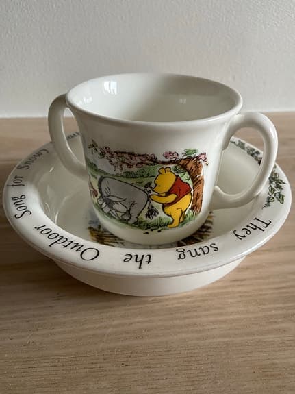 Disney barnservis med mugg och skål med motiv