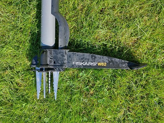 Fiskars W82 ogräsupptagare