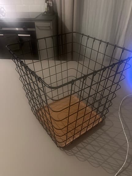 IKEA PLEJA förvaringskorg metall med träbotten